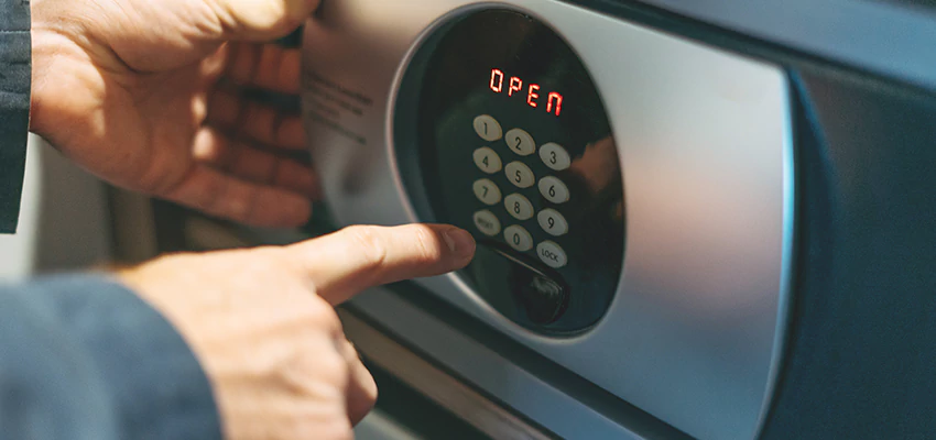 Cash Safe Openers in Boca Raton, Florida