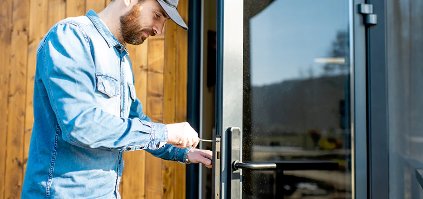 Frameless Glass Storefront Door Locks Replacement in Boca Raton, FL