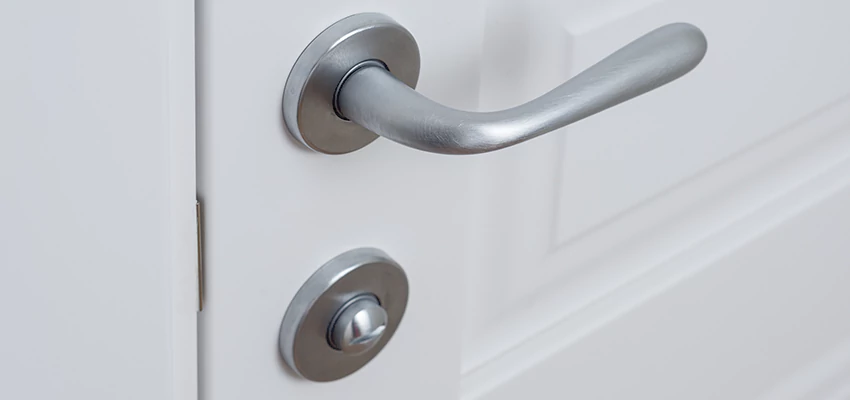 Single-Occupancy Restroom Locks Repair in Boca Raton, Florida